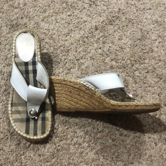 burberry flops